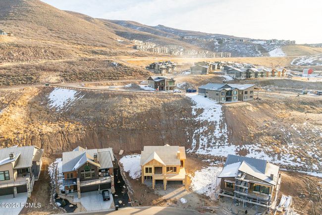 11746 N Star Gazer Cir, Home with 5 bedrooms, 5 bathrooms and null parking in Hideout UT | Image 11