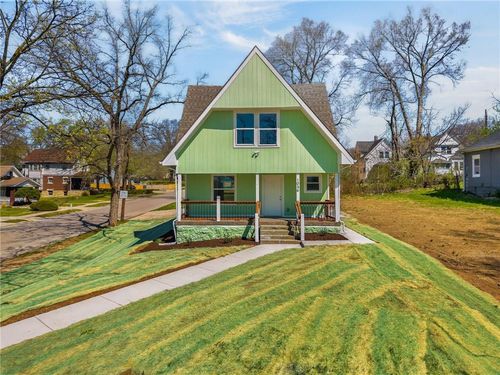 1056 Cleveland Ave, Kansas City, KS, 66104-5555 | Card Image