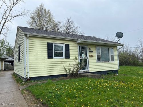 14218 Caine Ave, Cleveland, OH, 44128-2366 | Card Image