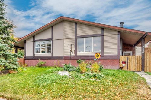 3431 35 Ave Se, Calgary, AB, T2B2J4 | Card Image