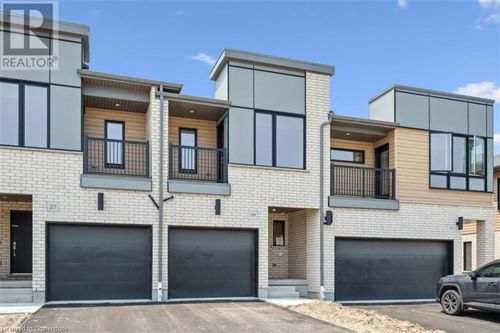 29 Benninger Dr, Kitchener, ON, N2E0K4 | Card Image