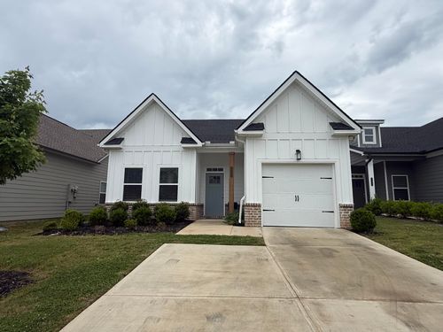 2093 Firelight Way, Ooltewah, TN, 37363-2236 | Card Image