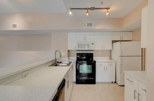 apt-308-3870 Lyons Rd, Coconut Creek, FL, 33073-4494 | Card Image