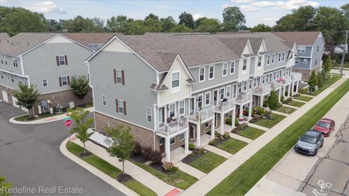 403 Jeff Keeton Dr, Hazel Park, MI, 48030-1485 | Card Image
