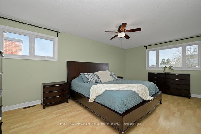 145 Thare Cres, House other with 4 bedrooms, 3 bathrooms and 4 parking in Nepean ON | Image 16