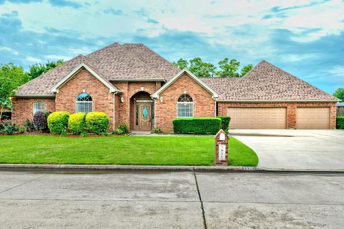 7935 Eyre Dr, Port Arthur, TX, 77642-6634 | Card Image