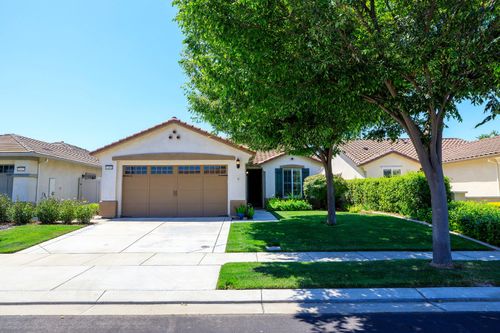 1454 Carriage House St, Manteca, CA, 95336-5167 | Card Image