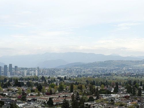 29f-5515 Boundary Rd Vancouver Bc, Vancouver, BC, V5R0E3 | Card Image