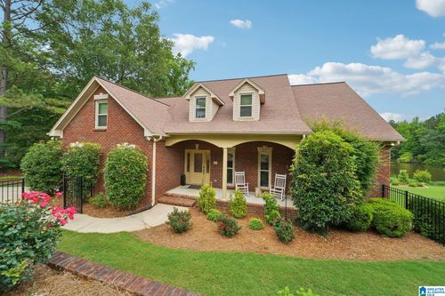 107 Emerald Lake Dr, PELHAM, AL, 35124-4807 | Card Image
