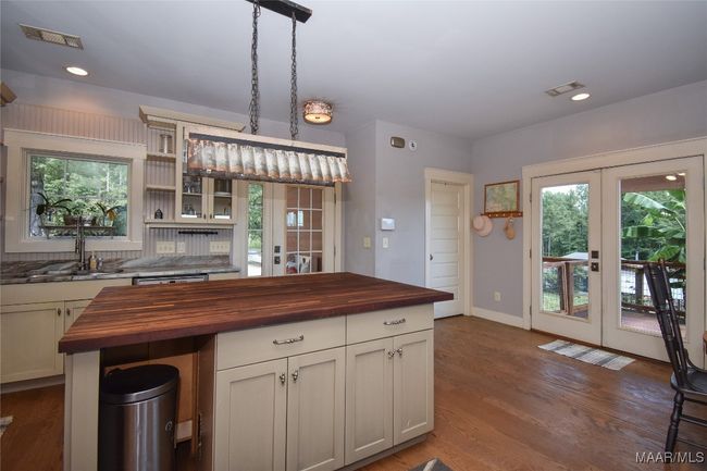 1086 Riverknolle Rd, House other with 3 bedrooms, 2 bathrooms and null parking in Tallassee AL | Image 26