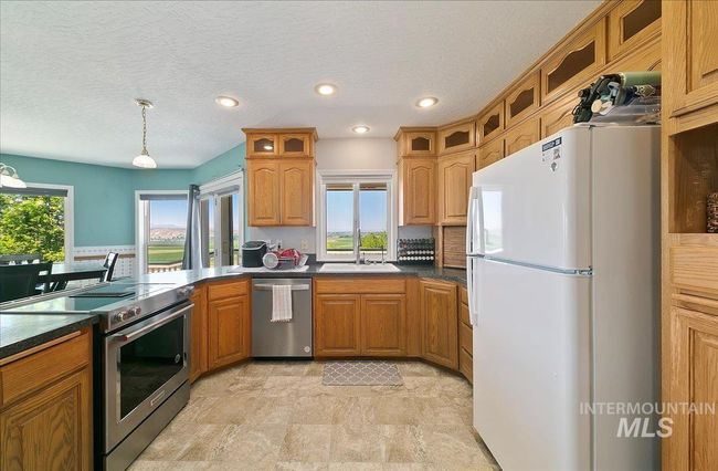 17730 Liberty View Ct, House other with 4 bedrooms, 3 bathrooms and 2 parking in Caldwell ID | Image 17