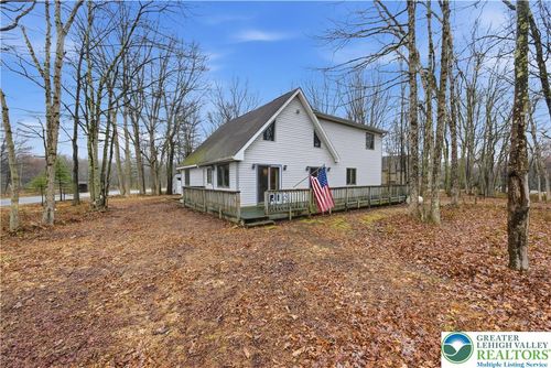 304 Mckuen Way, Albrightsville, PA, 18210-5103 | Card Image