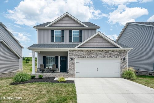 115 E Fortenberry St, Oak Ridge, TN, 37830-3048 | Card Image