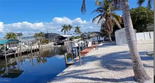 3348 6th Ave, St. James City, FL, 33956-2105 | Card Image