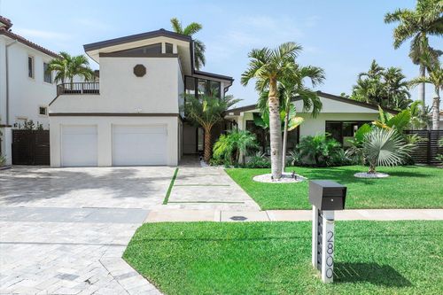 2800 Ne 48th St, Lighthouse Point, FL, 33064-7116 | Card Image