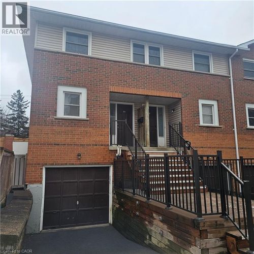 19-465 Beechwood Pl, Waterloo, ON, N2T2N8 | Card Image