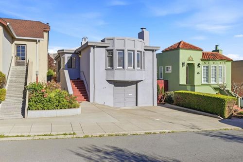 315 College Ave, San Francisco, CA, 94112-1111 | Card Image
