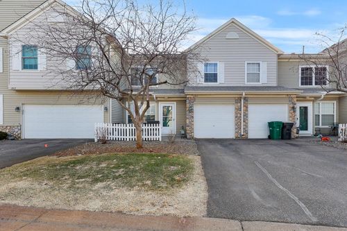 1915 Bluestem Ln, Shoreview, MN, 55126-5017 | Card Image