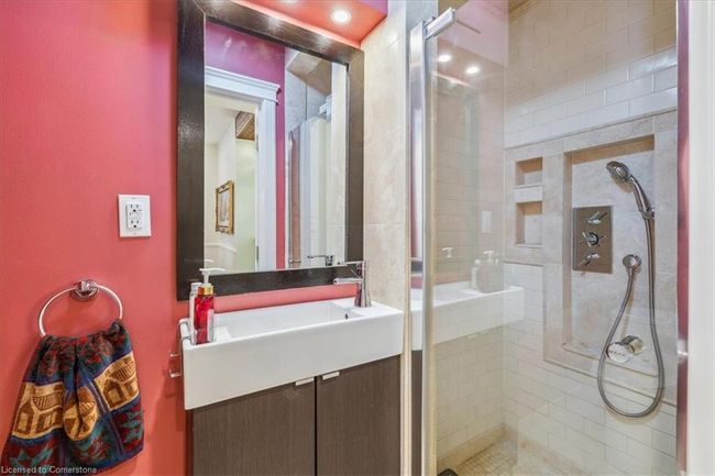 81 Erie Ave, House other with 3 bedrooms, 4 bathrooms and 2 parking in Hamilton ON | Image 15