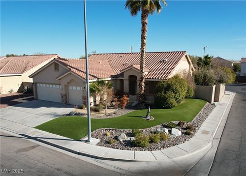 8840 Aurora Light Way, Las Vegas, NV, 89123 | Card Image