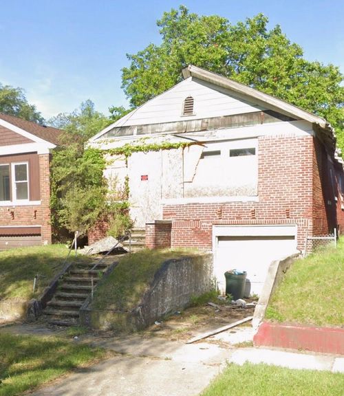 3838 Adams St, Gary, IN, 46408-2725 | Card Image