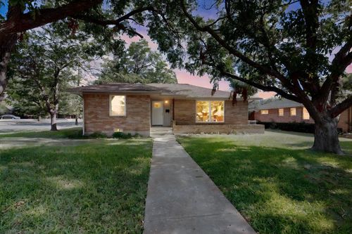 2404 Bentley Ave, Dallas, TX, 75211-5431 | Card Image