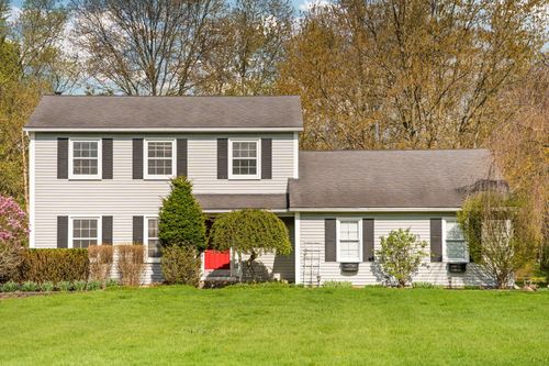 5615 Pebble Ridge Ct, Ann Arbor, MI, 48108-9744 | Card Image