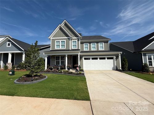 5212 Glenwalk Dr, Charlotte, NC, 28269-4973 | Card Image