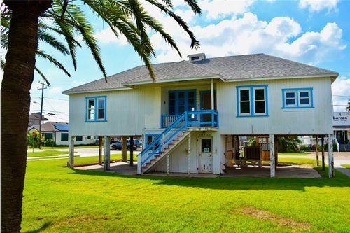 10-340 N Alister St, Port Aransas, TX, 78373-4142 | Card Image