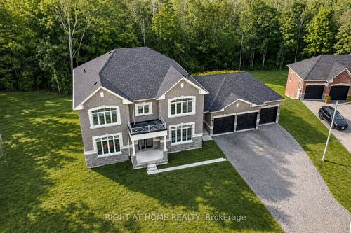8 Forest Heights Crt, Oro Medonte, ON, L0L2E0 | Card Image