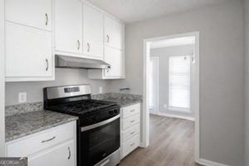 5810 Northfield Dr, Ellenwood, GA, 30294-3952 | Card Image