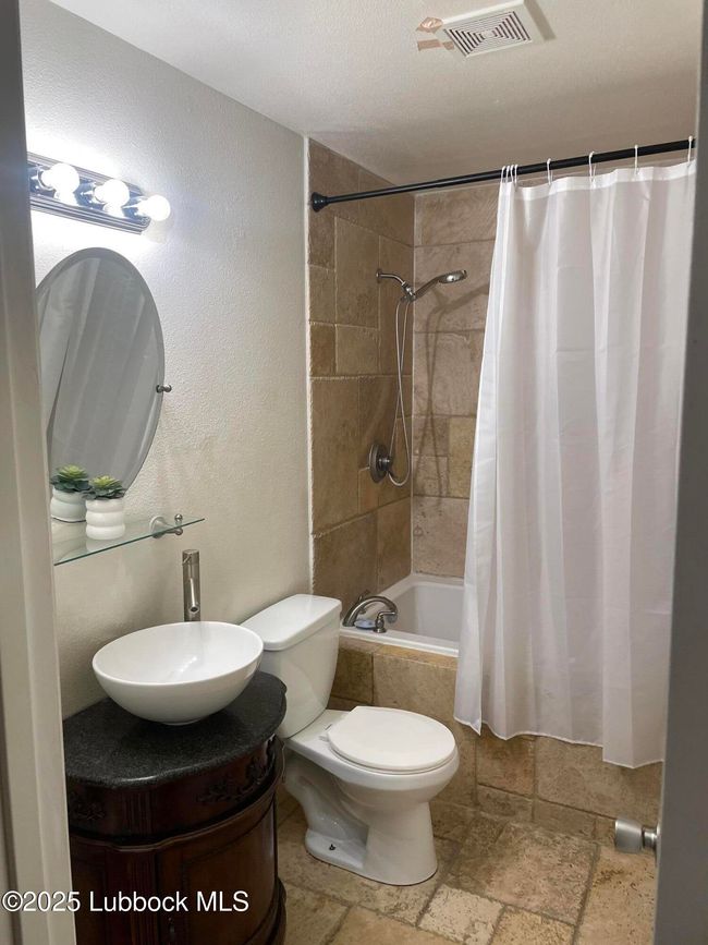 2808 3 Rd St, House other with 3 bedrooms, 2 bathrooms and null parking in Lubbock TX | Image 12