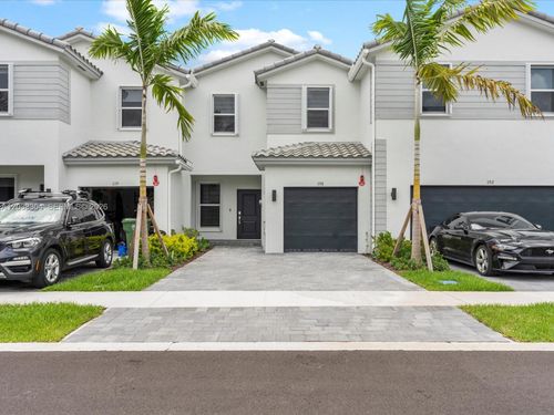 106-106 Sw 184th Pl, Pembroke Pines, FL, 33029-6016 | Card Image