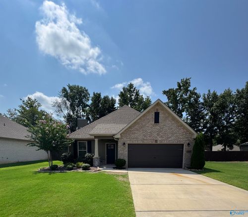 603 Hudlowe Ln Nw, Madison, AL, 35757-8219 | Card Image
