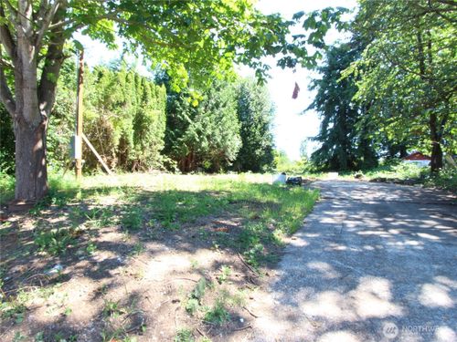 7056 Tall Cedars Ln, Ferndale, WA, 98248-9740 | Card Image