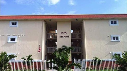 7-1985 Ne 168th St, North Miami Beach, FL, 33162-3132 | Card Image