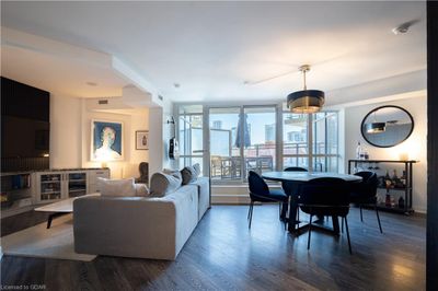 430W - 775 King St W, Home with 2 bedrooms, 1 bathrooms and 1 parking in Toronto ON | Image 1