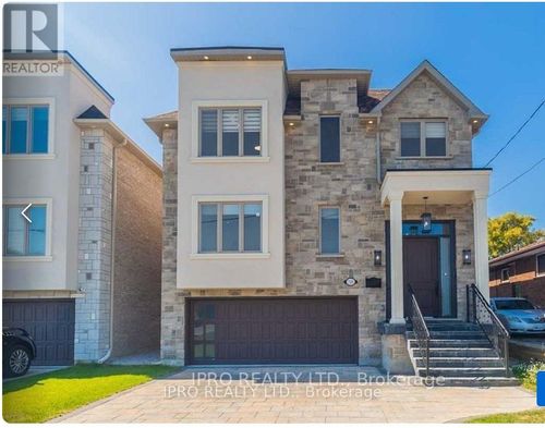 lower-72B Gooderham Dr, Scarborough, ON, M1R3G7 | Card Image