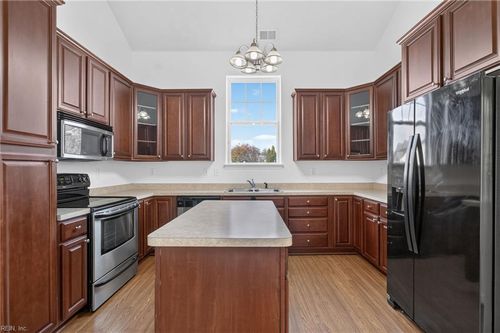 3907 Rex Circle, Chesapeake, VA, 23323 | Card Image