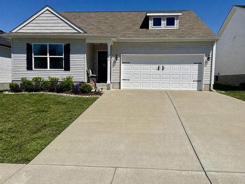 890 Mcfadin Station St, Bowling Green, KY, 42103-8604 | Card Image