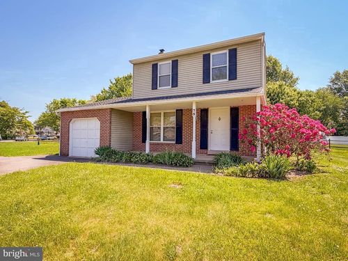 75 Dawson Rd, Langhorne, PA, 19047-8101 | Card Image