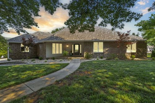 1320 S Raintree Pl, Springfield, MO, 65809-2037 | Card Image