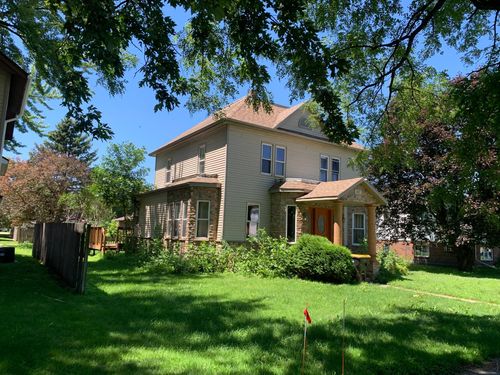 307 1st St Se, Fairfax, MN, 55332-4533 | Card Image