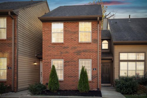 10555 Montgomery Rd, Montgomery, OH, 45242-4454 | Card Image