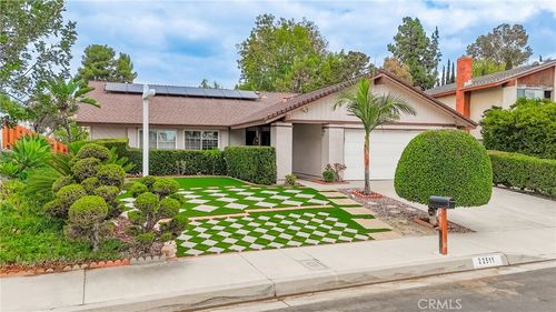 22511 Eddridge Dr, Diamond Bar, CA, 91765-2425 | Card Image