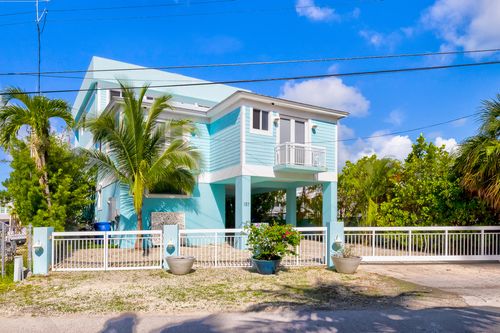 107 Hilson Ct, Tavernier, FL, 33070-2810 | Card Image