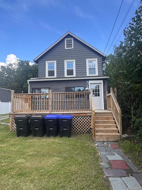 2-215 N Hamilton St, Poughkeepsie, NY, 12601-2036 | Card Image