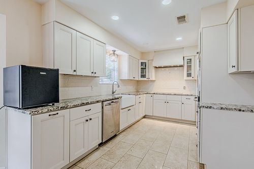 17811 Hawk Haven Ln, Spring, TX, 77379-4123 | Card Image