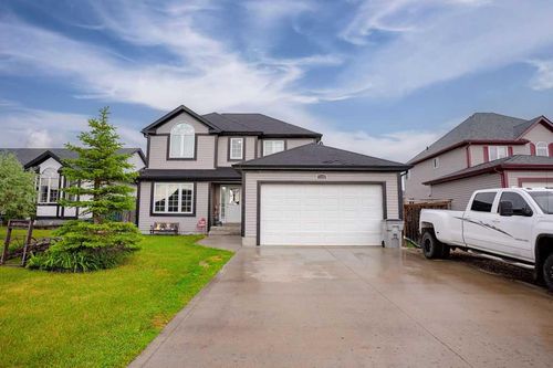 1125 25 Street, Wainwright, AB, T9W1W4 | Card Image