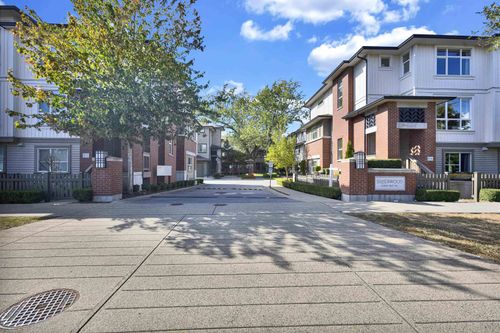 15-8355 164 St, Surrey, BC, V4N1E3 | Card Image